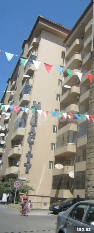 Kirayə verilir 2 otaqlı yeni tikili 65 m²