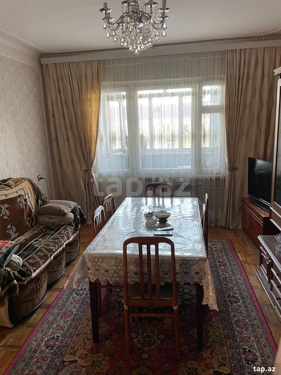 Satılır 4 otaqlı mənzil 85 m²