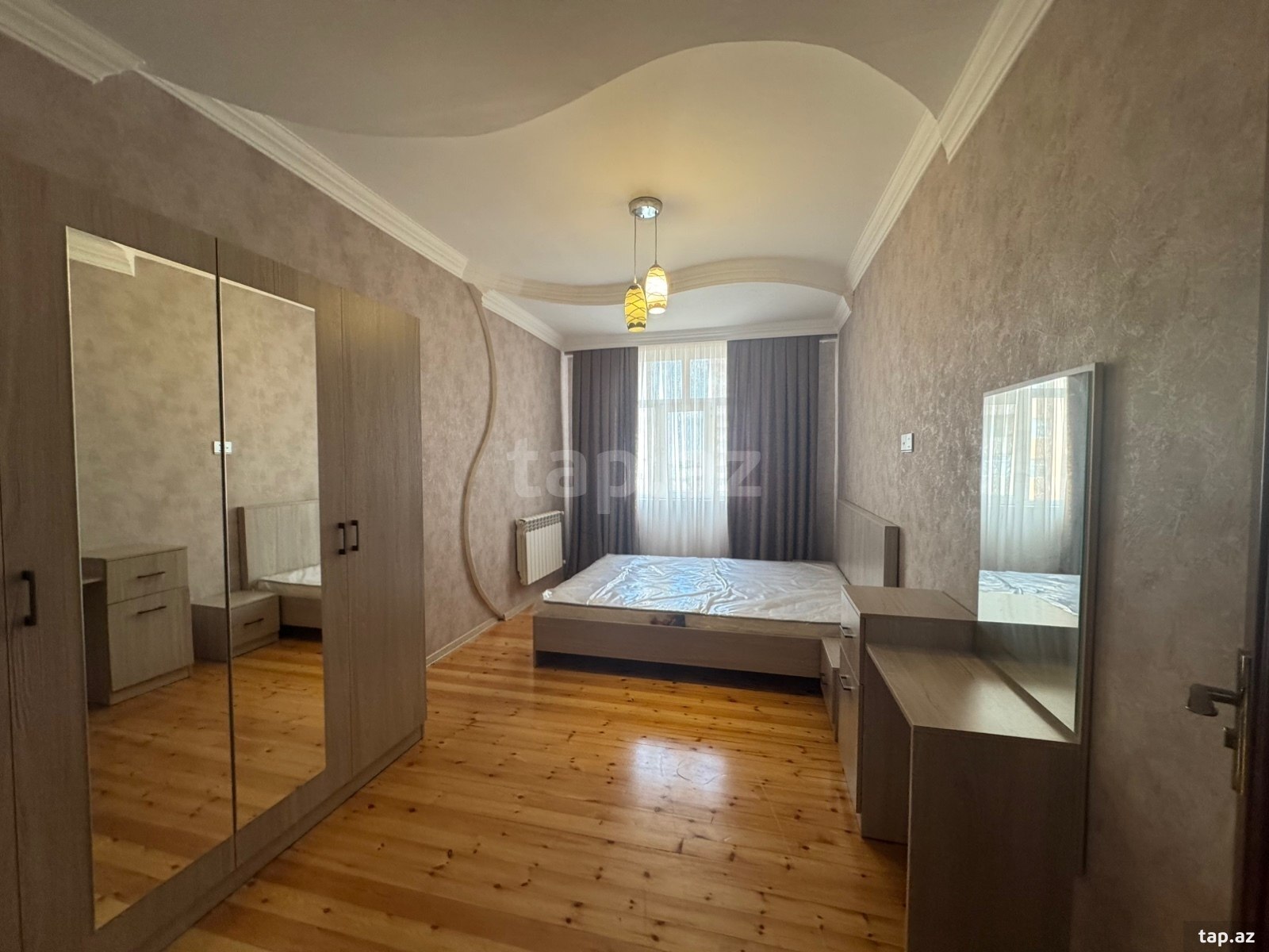 Kirayə verilir 2 otaqlı yeni tikili 80 m²