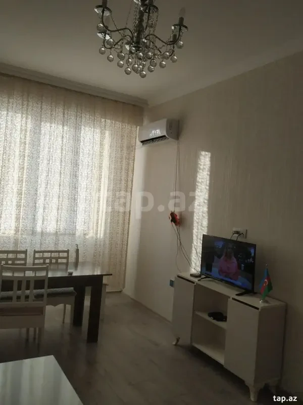 Kirayə verilir 2 otaqlı yeni tikili 60 m²