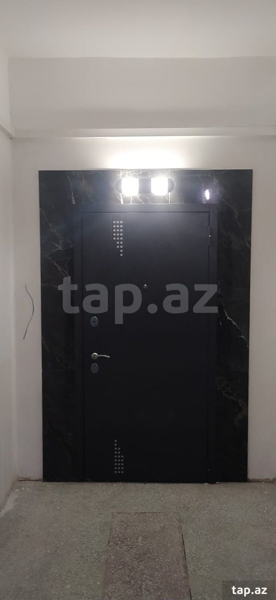 Kirayə verilir 4 otaqlı yeni tikili 140 m²