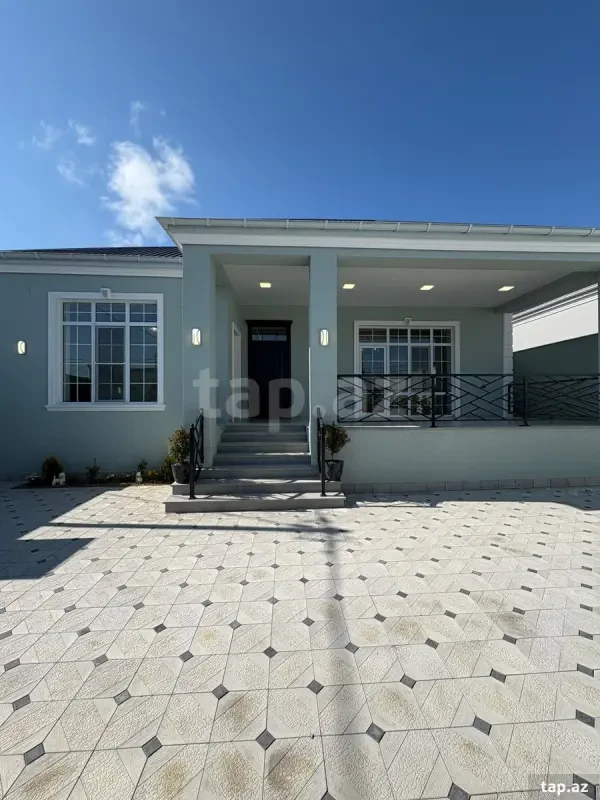 Satılır 4 otaqlı həyət evi 175 m²