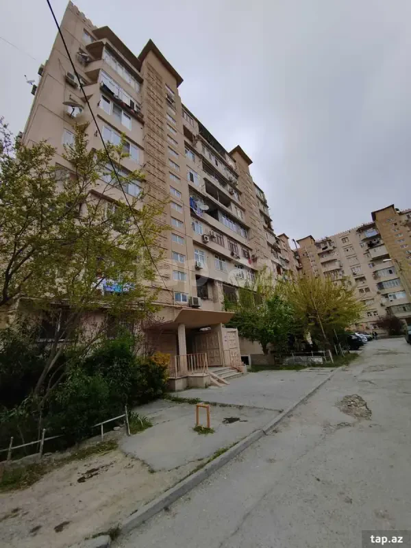 Satılır 1 otaqlı mənzil 40 m²