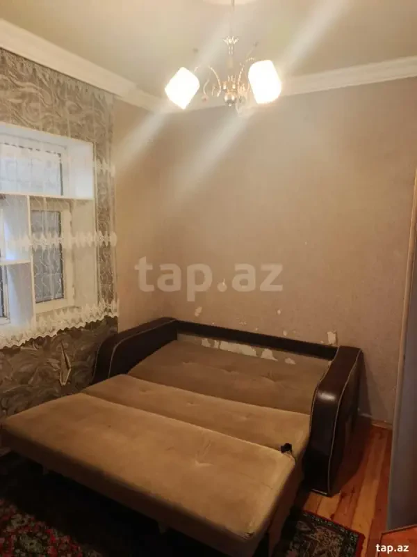 Kirayə verilir 1 otaqlı həyət evi 30 m²