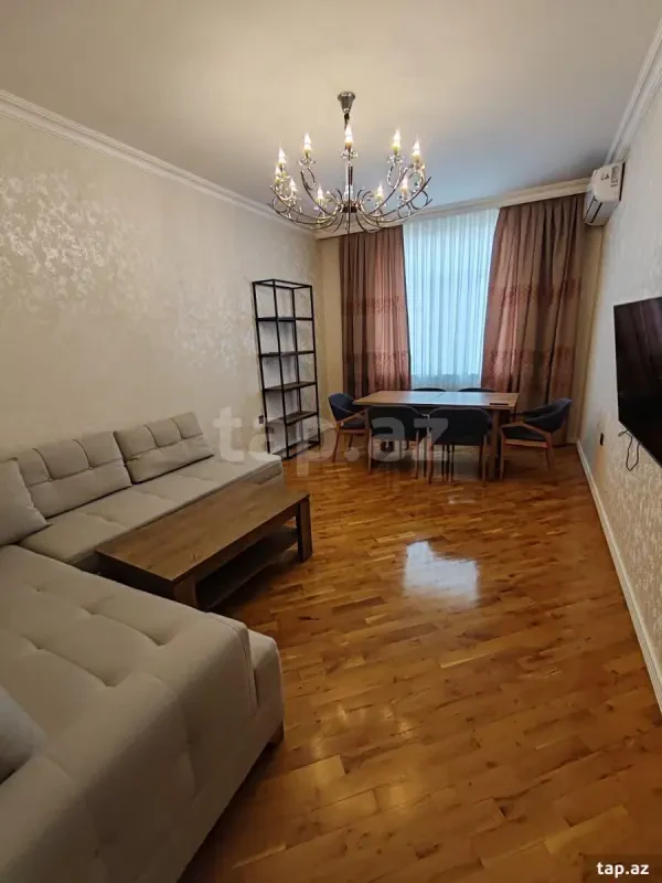 Kirayə verilir 2 otaqlı yeni tikili 75 m²