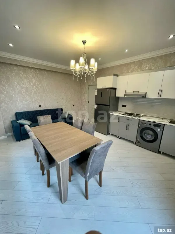 Kirayə verilir 3 otaqlı yeni tikili 75 m²