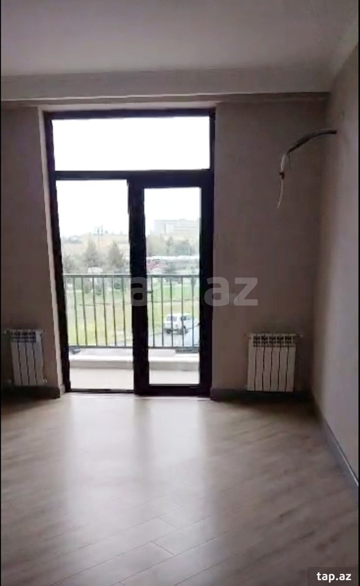 Satılır 2 otaqlı yeni tikili 75 m²