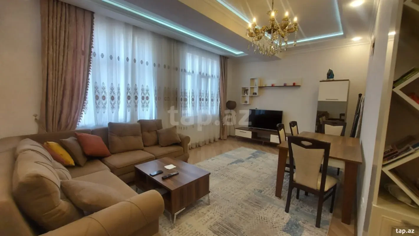 Satılır 3 otaqlı yeni tikili 100 m²