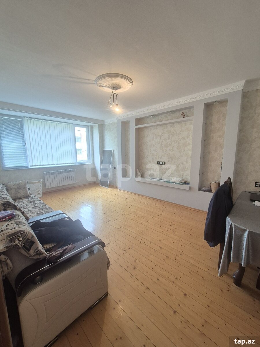 Satılır 3 otaqlı mənzil 75 m²