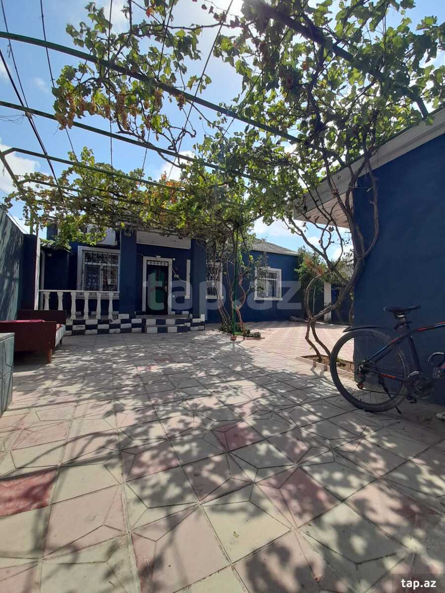 Satılır 4 otaqlı həyət evi 120 m²