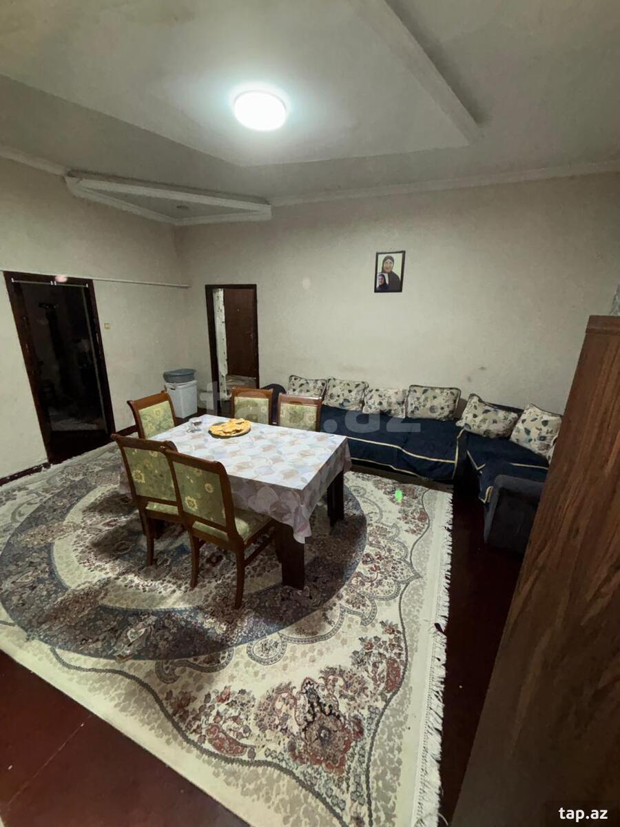 Satılır 4 otaqlı həyət evi 150 m²