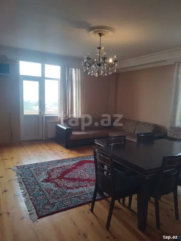 Kirayə verilir 3 otaqlı yeni tikili 130 m²