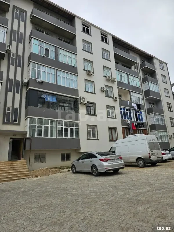 Satılır 2 otaqlı yeni tikili 71 m²