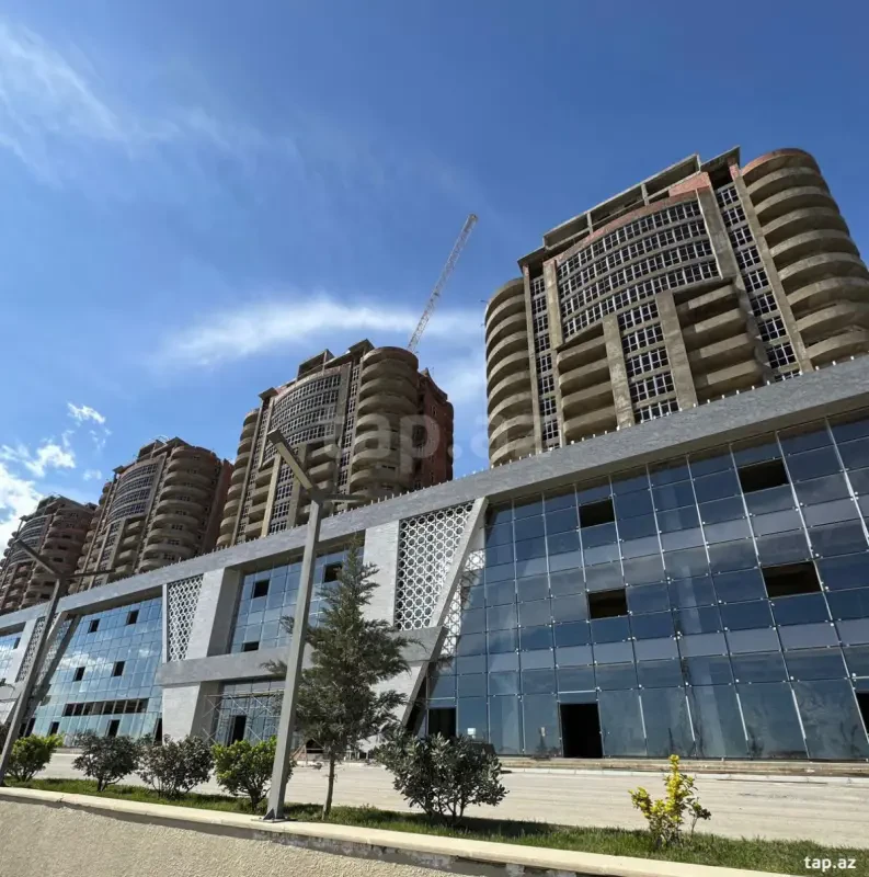Satılır 2 otaqlı yeni tikili 100.7 m²