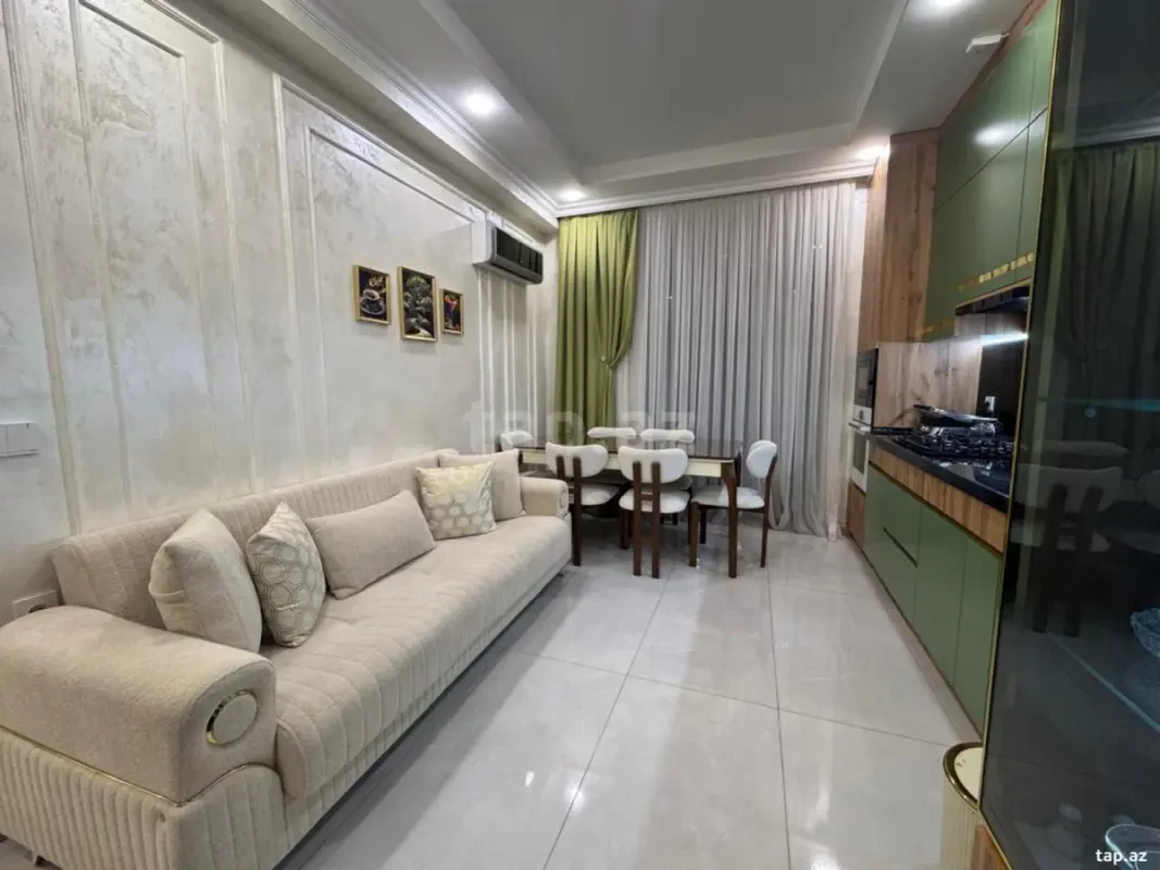 Satılır 2 otaqlı yeni tikili 89 m²