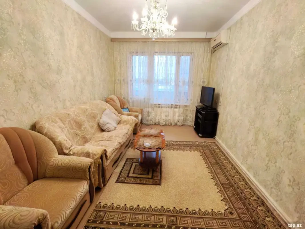 Kirayə verilir 2 otaqlı mənzil 72 m²