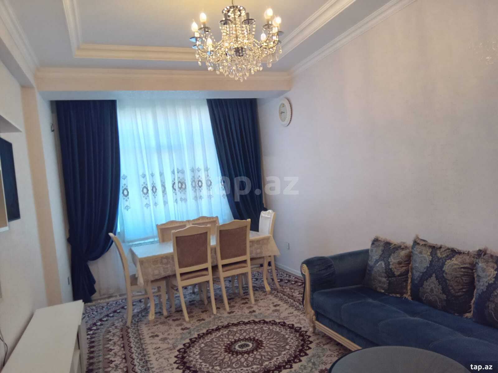 Kirayə verilir 3 otaqlı yeni tikili 80 m²