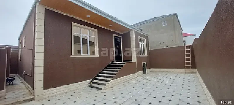 Satılır 4 otaqlı həyət evi 125 m² — Bakı 4 otaq 125.00 m²