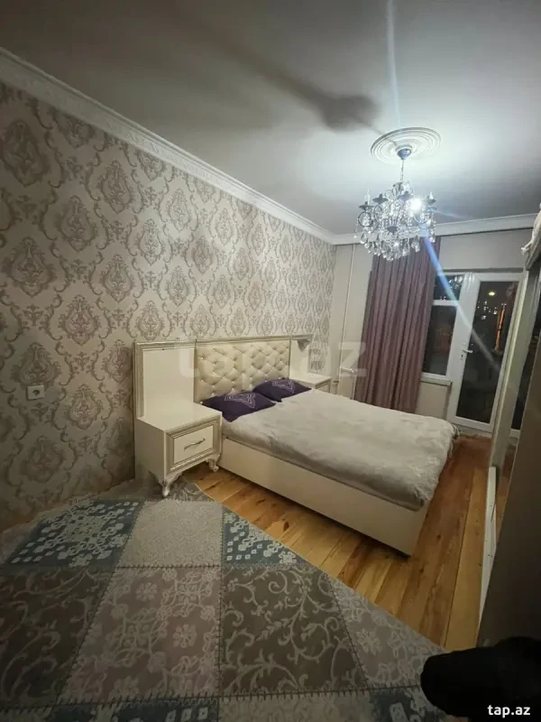 Kirayə verilir 2 otaqlı mənzil 60 m²
