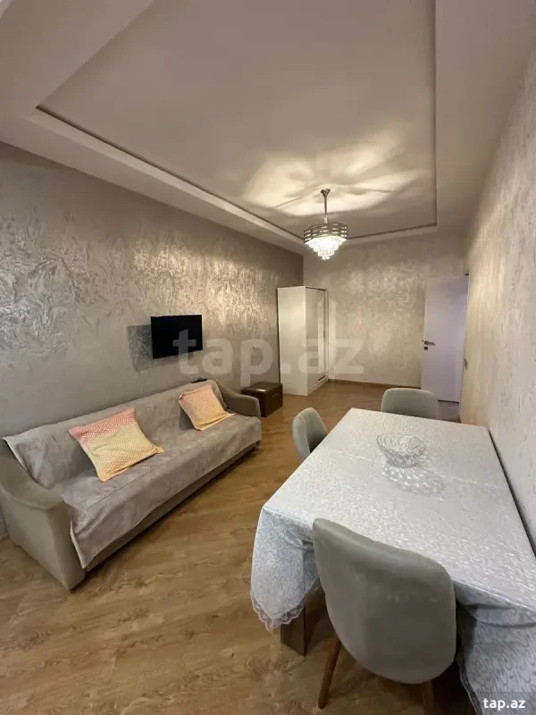 Kirayə verilir 2 otaqlı yeni tikili 65 m²