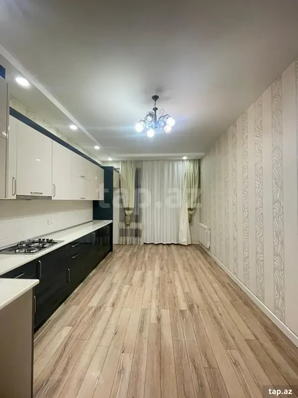 Satılır 2 otaqlı yeni tikili 110 m²
