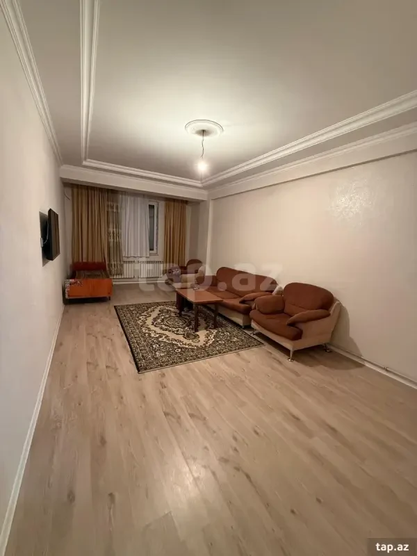 Kirayə verilir 2 otaqlı yeni tikili 74 m²