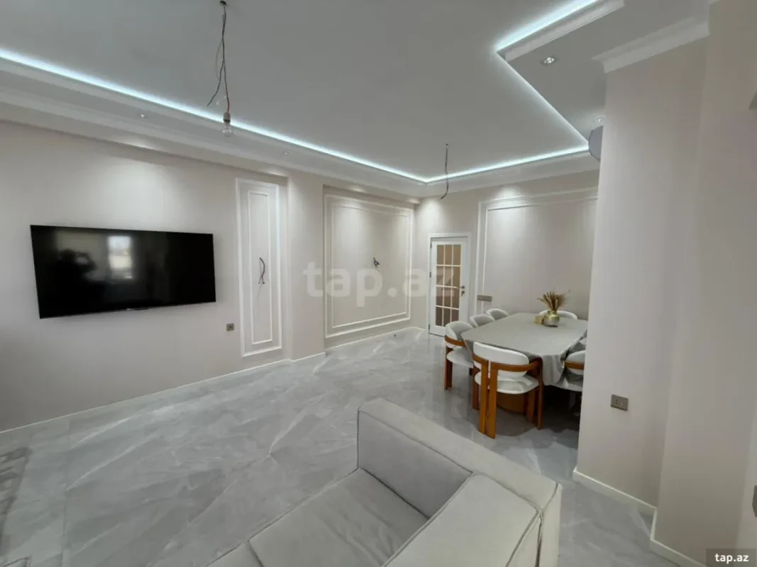 Satılır 3 otaqlı yeni tikili 121 m²