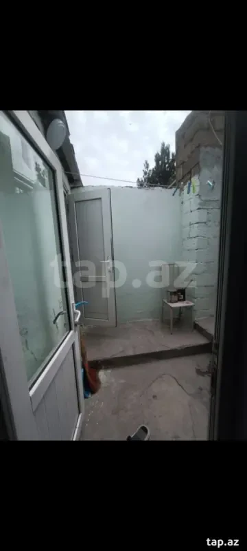 Kirayə verilir 1 otaqlı həyət evi 40 m²