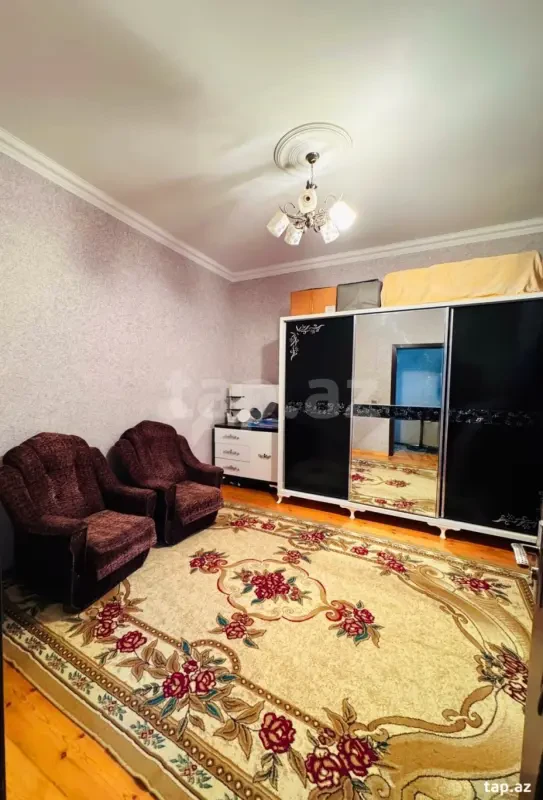 Satılır 3 otaqlı həyət evi 100 m²