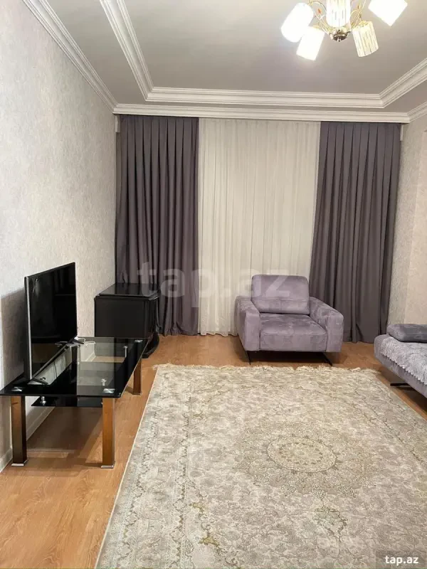Kirayə verilir 3 otaqlı yeni tikili 129 m²