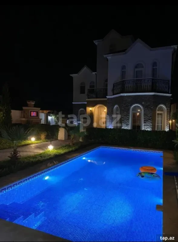 Kirayə verilir 6 otaqlı həyət evi 400 m²