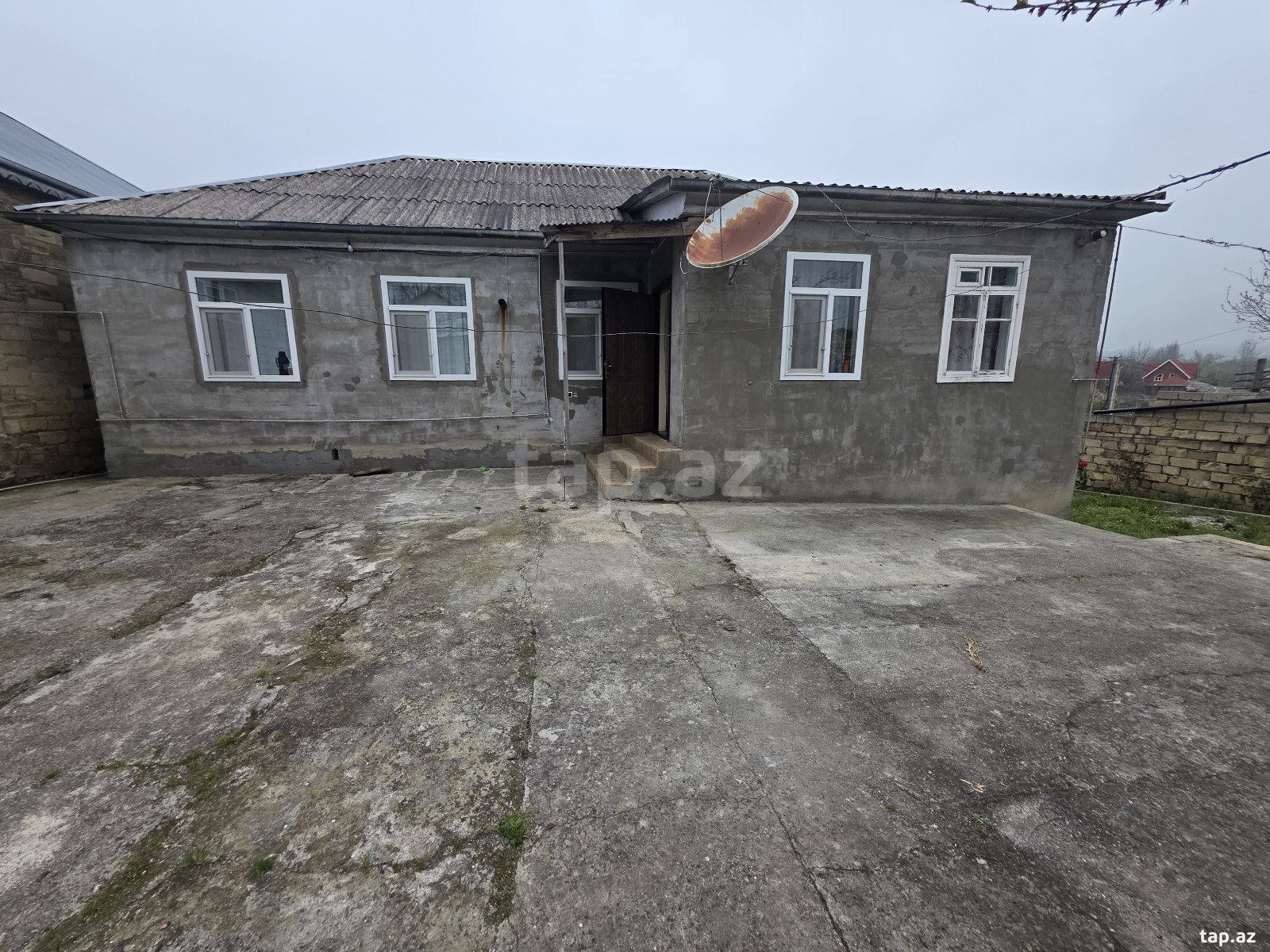 Satılır 4 otaqlı həyət evi 90 m²