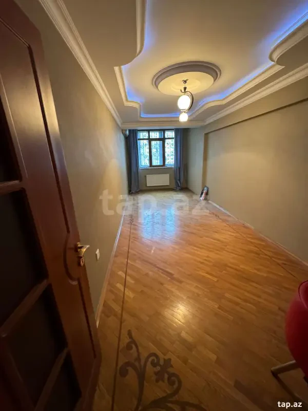Satılır 2 otaqlı yeni tikili 76 m²