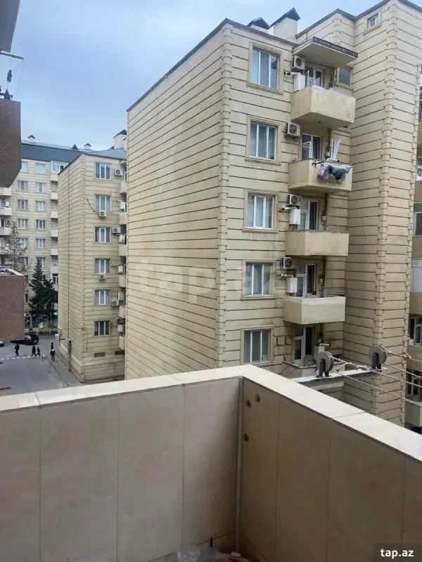 Satılır 1 otaqlı yeni tikili 40 m²