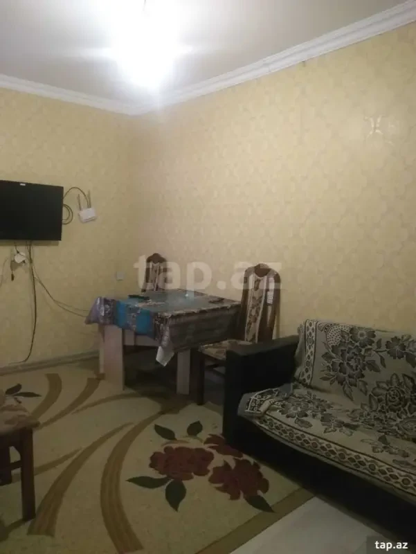 Kirayə verilir 2 otaqlı həyət evi 70 m²