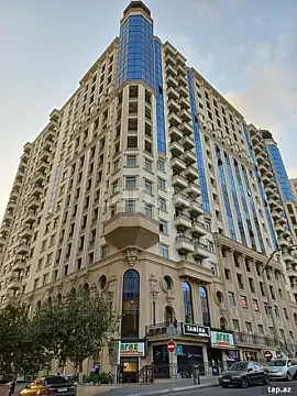 Satılır 4 otaqlı yeni tikili 241.3 m² — Bakı 4 otaq 241.30 m²