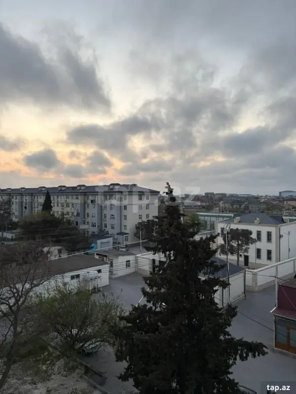 Satılır 3 otaqlı mənzil 65 m²