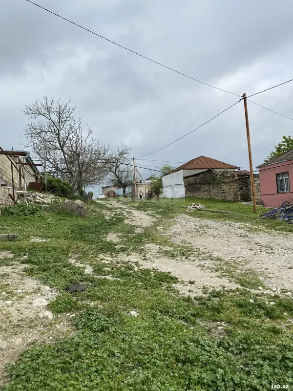 Satılır 3 otaqlı həyət evi 100 m²