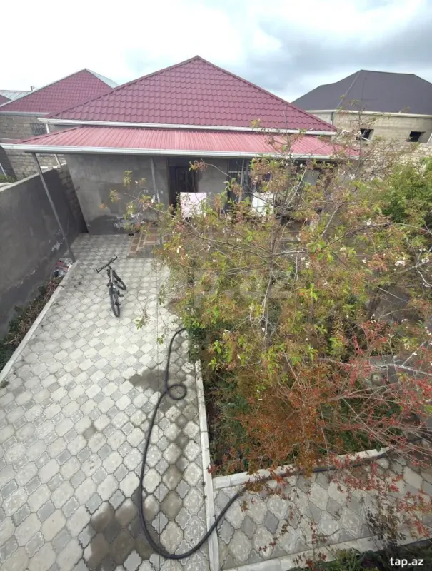 Satılır 3 otaqlı həyət evi 107 m²