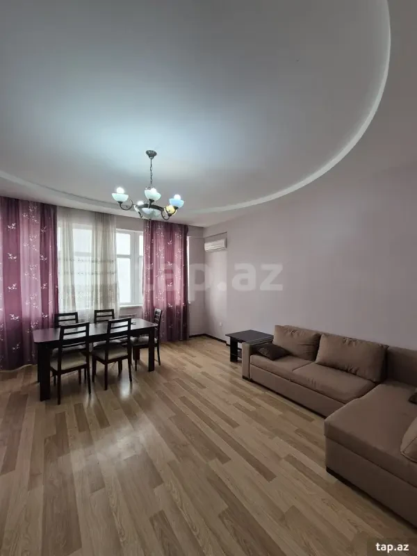Kirayə verilir 3 otaqlı yeni tikili 100 m²
