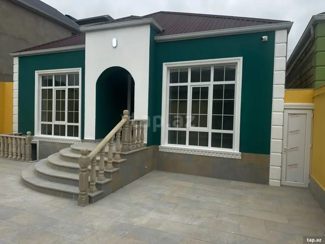 Satılır 4 otaqlı həyət evi 100 m²