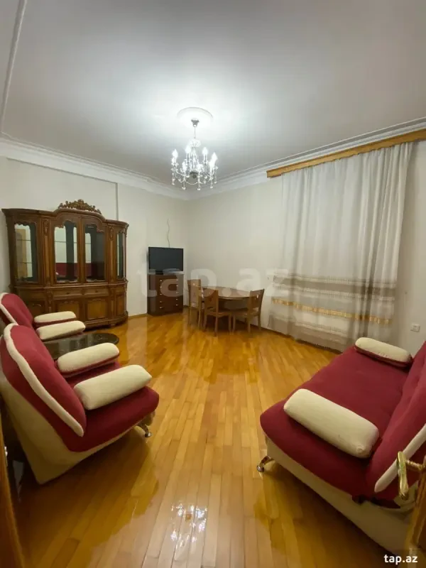 Kirayə verilir 2 otaqlı yeni tikili 65 m²