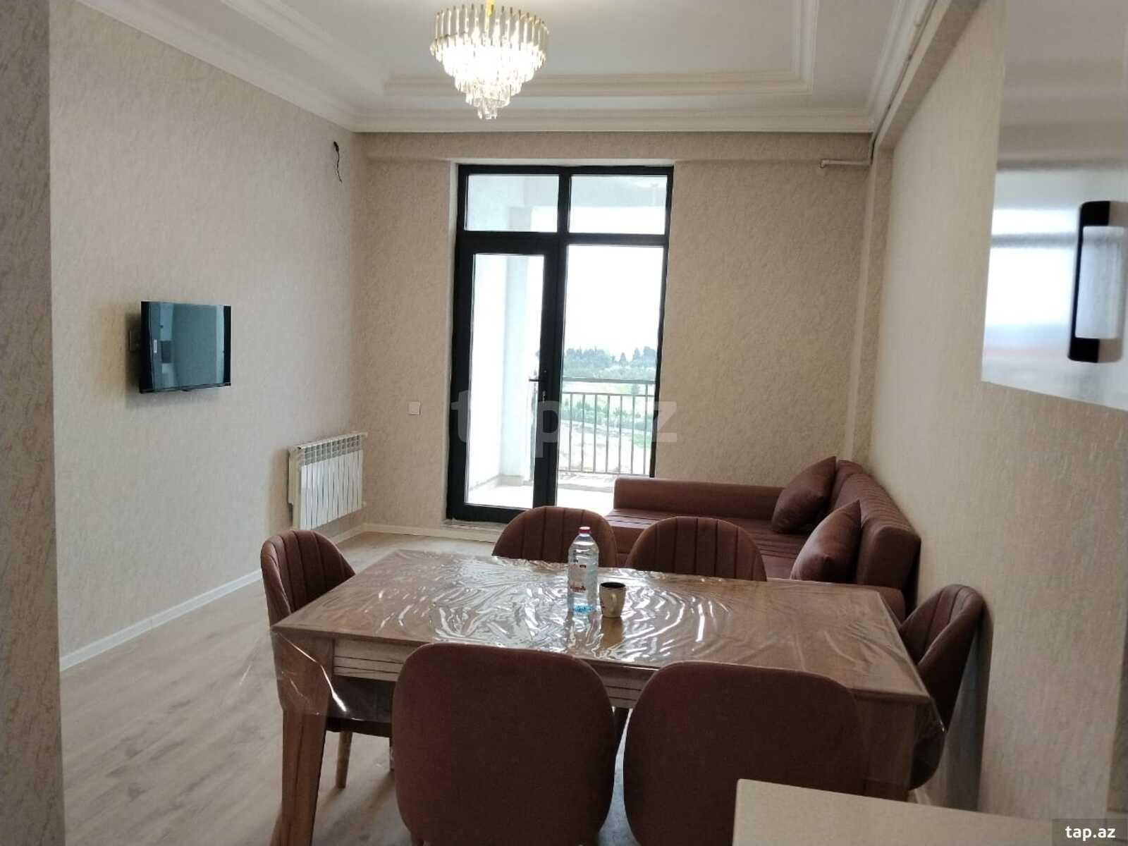 Kirayə verilir 2 otaqlı yeni tikili 75 m²