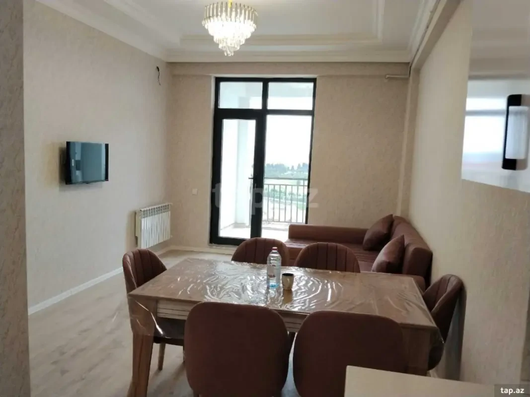 Kirayə verilir 2 otaqlı yeni tikili 75 m²