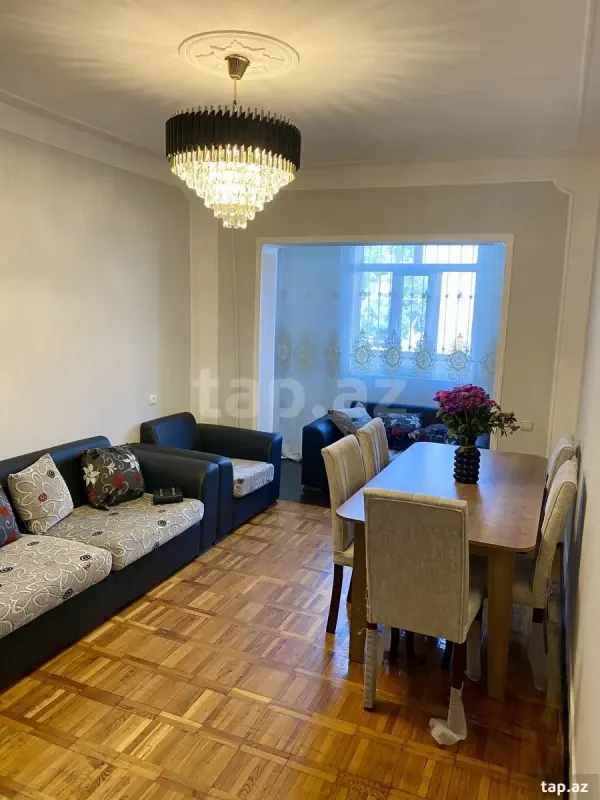Kirayə verilir 4 otaqlı mənzil 100 m²