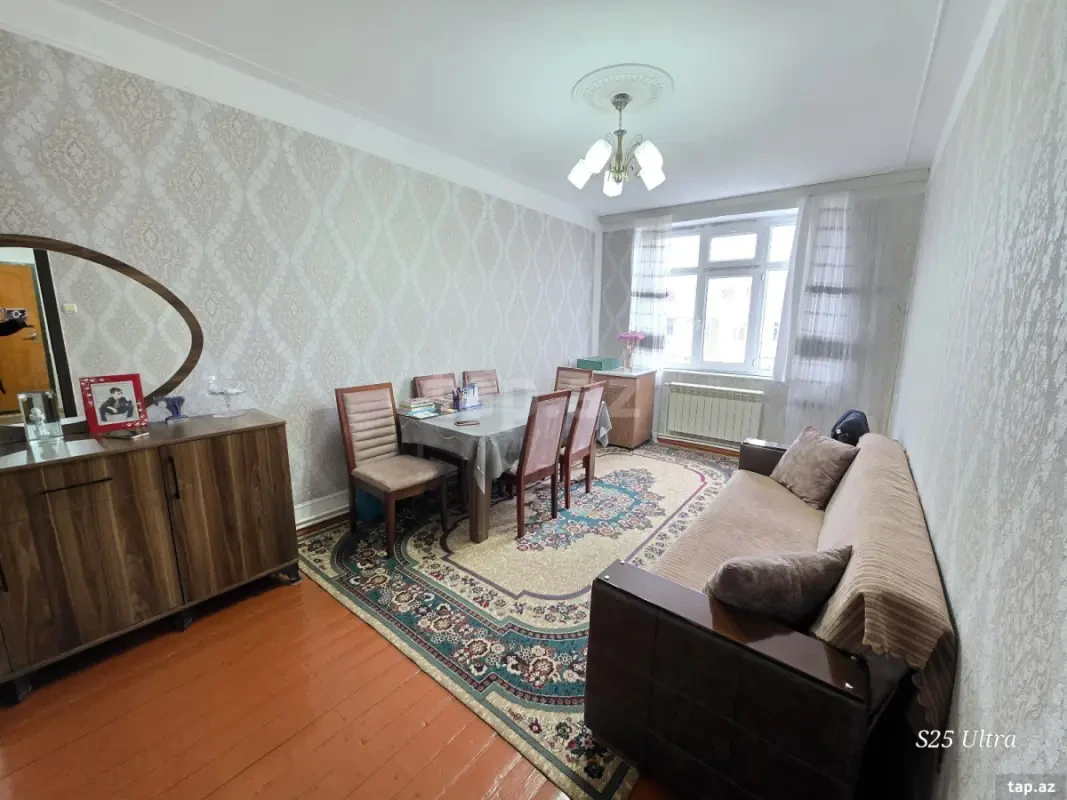 Satılır 3 otaqlı mənzil 45 m²