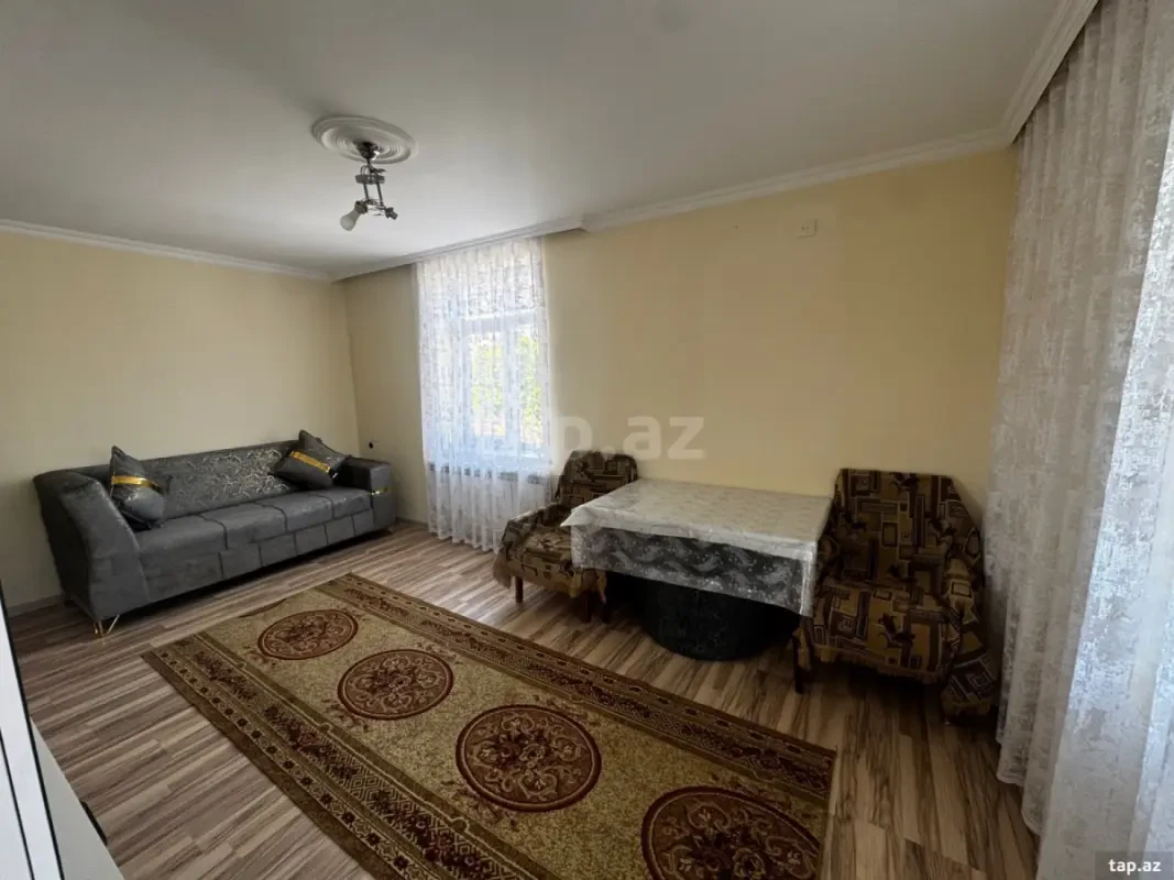 Kirayə verilir 2 otaqlı mənzil 30 m²