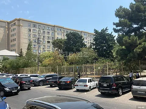 Satılır 2 otaqlı mənzil 60 m² — Bakı, Bakıxanov 2 otaq 60.00 m²