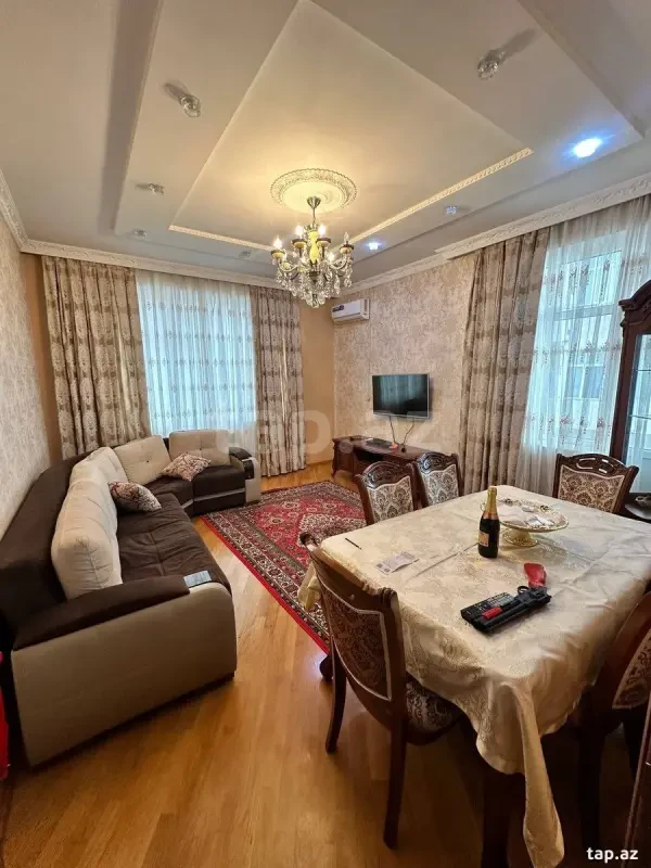 Kirayə verilir 2 otaqlı yeni tikili 110 m²