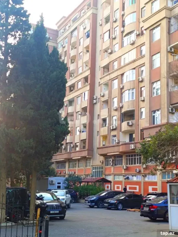 Kirayə verilir 2 otaqlı yeni tikili 90 m²
